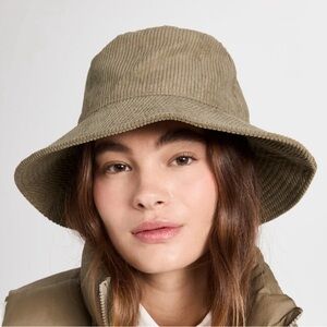 💚MADEWELL GREEN COURDOROY BUCKET HAT